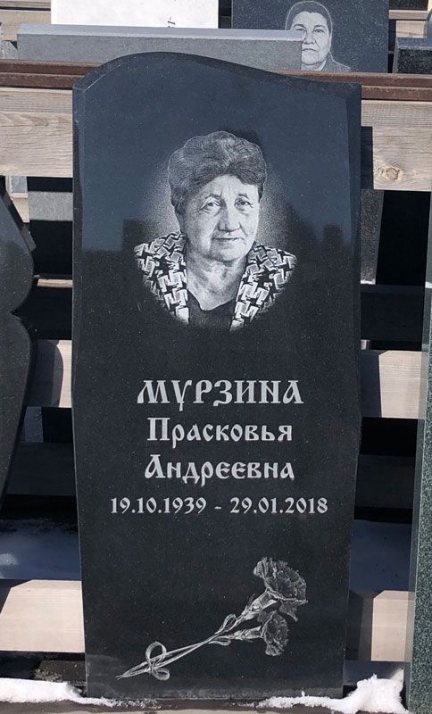 Памятник №010 из черного гранита — фото 6